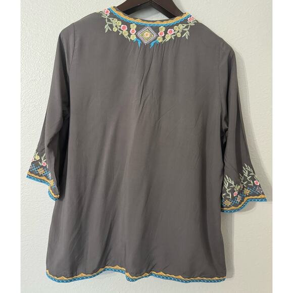 AK Floral Embroidered Gray 3/4 Shirt Shirt Size Large NWT - Picture 6 of 6
